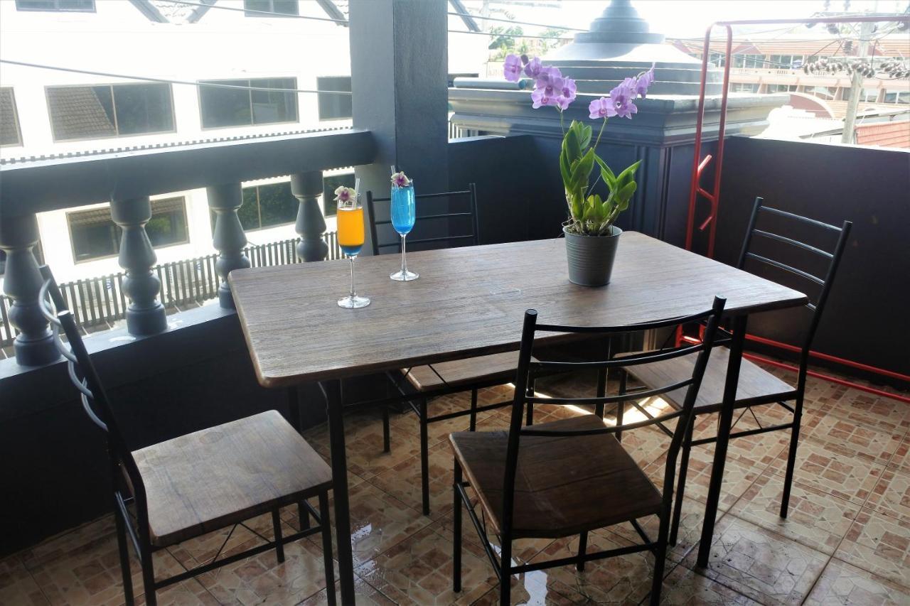 Hi Karon Beach Family Room Екстериор снимка